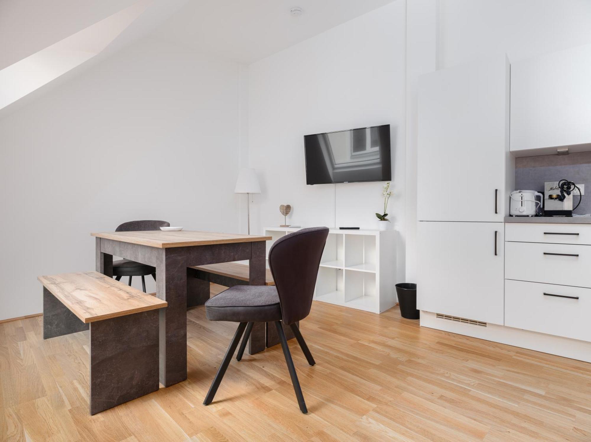 Next To Schoenbrunnpalace Close To Public Transport - Myschoenbrunn Apartments Виена Екстериор снимка