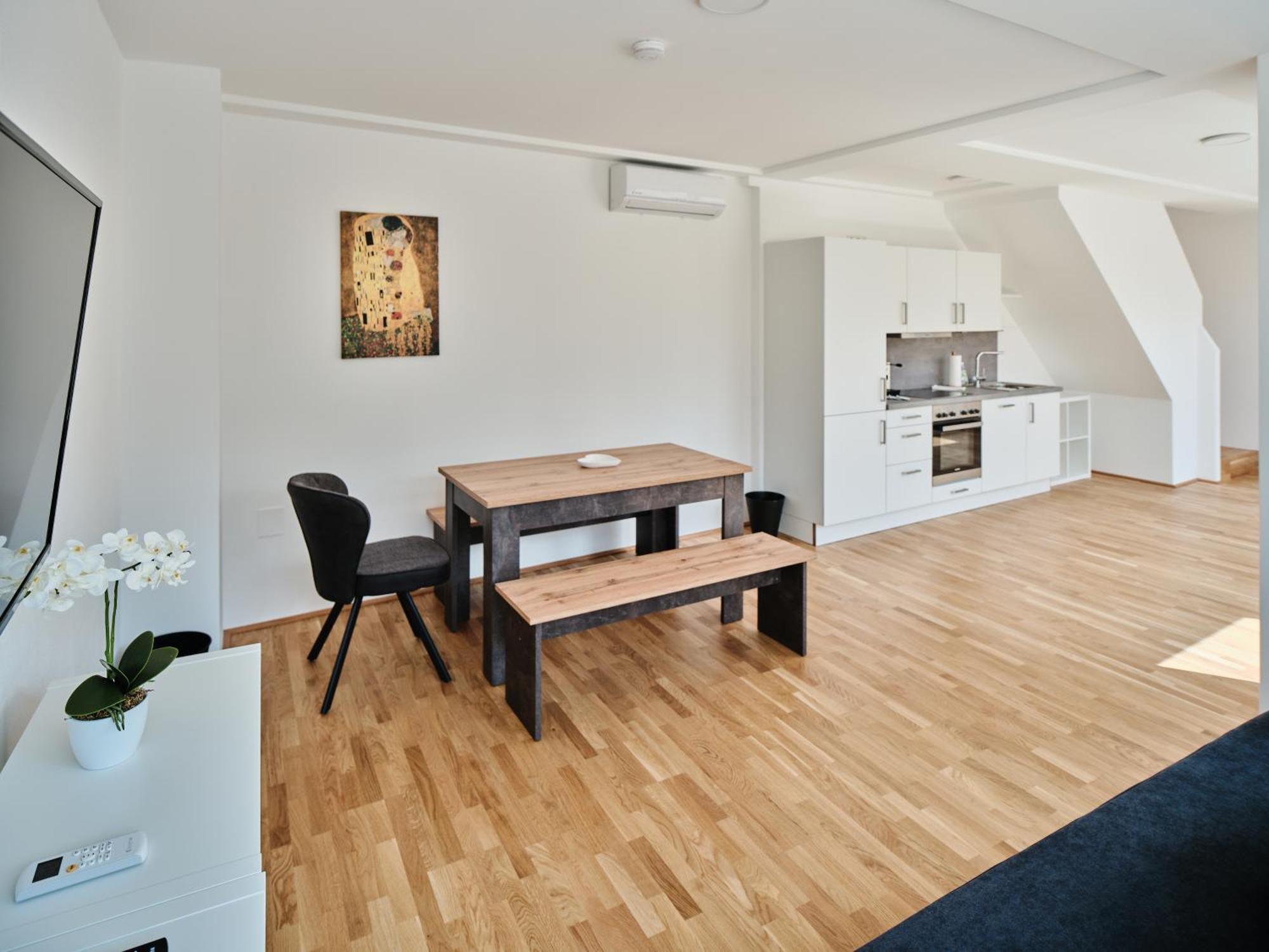 Next To Schoenbrunnpalace Close To Public Transport - Myschoenbrunn Apartments Виена Екстериор снимка