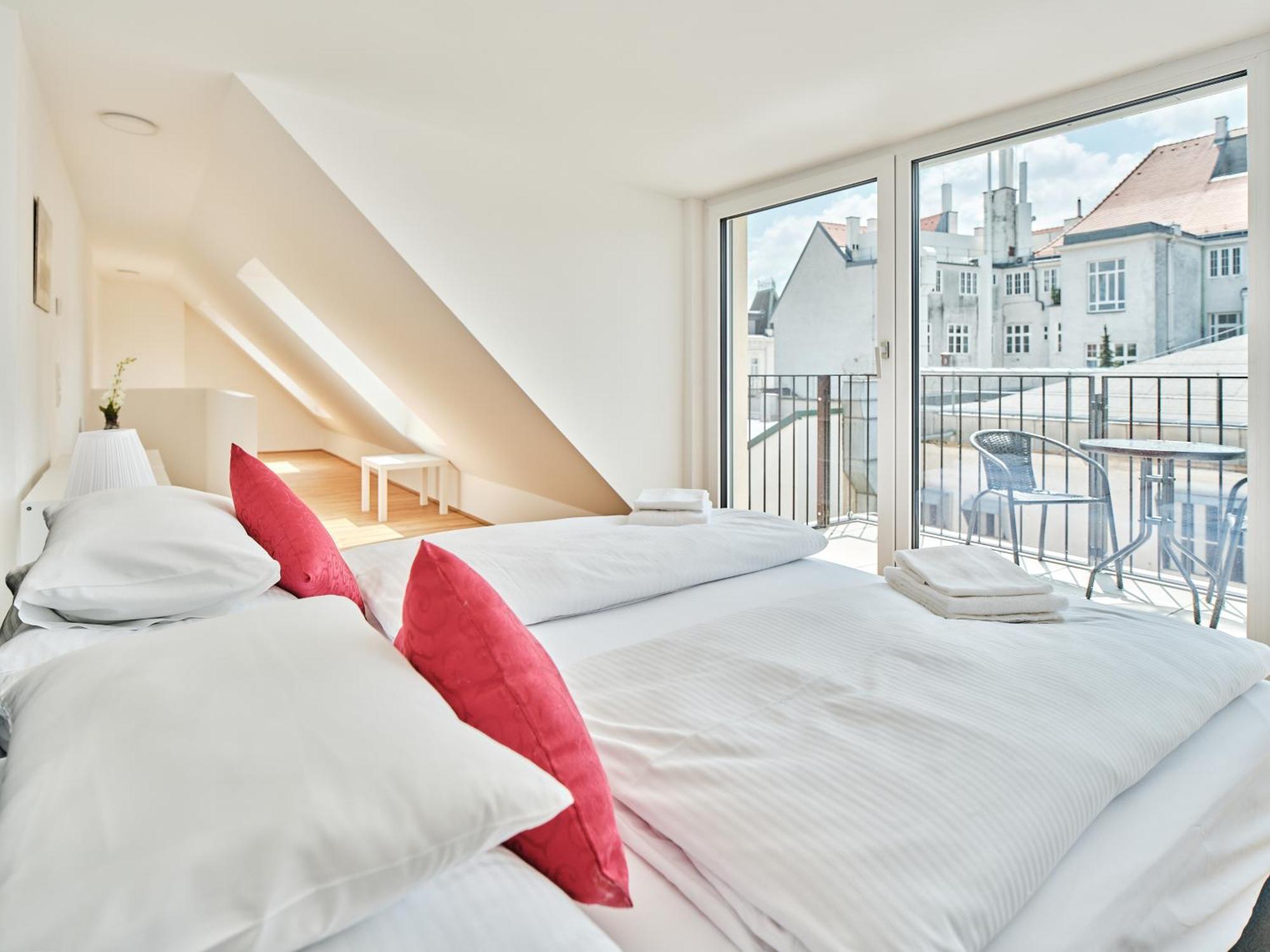 Next To Schoenbrunnpalace Close To Public Transport - Myschoenbrunn Apartments Виена Екстериор снимка