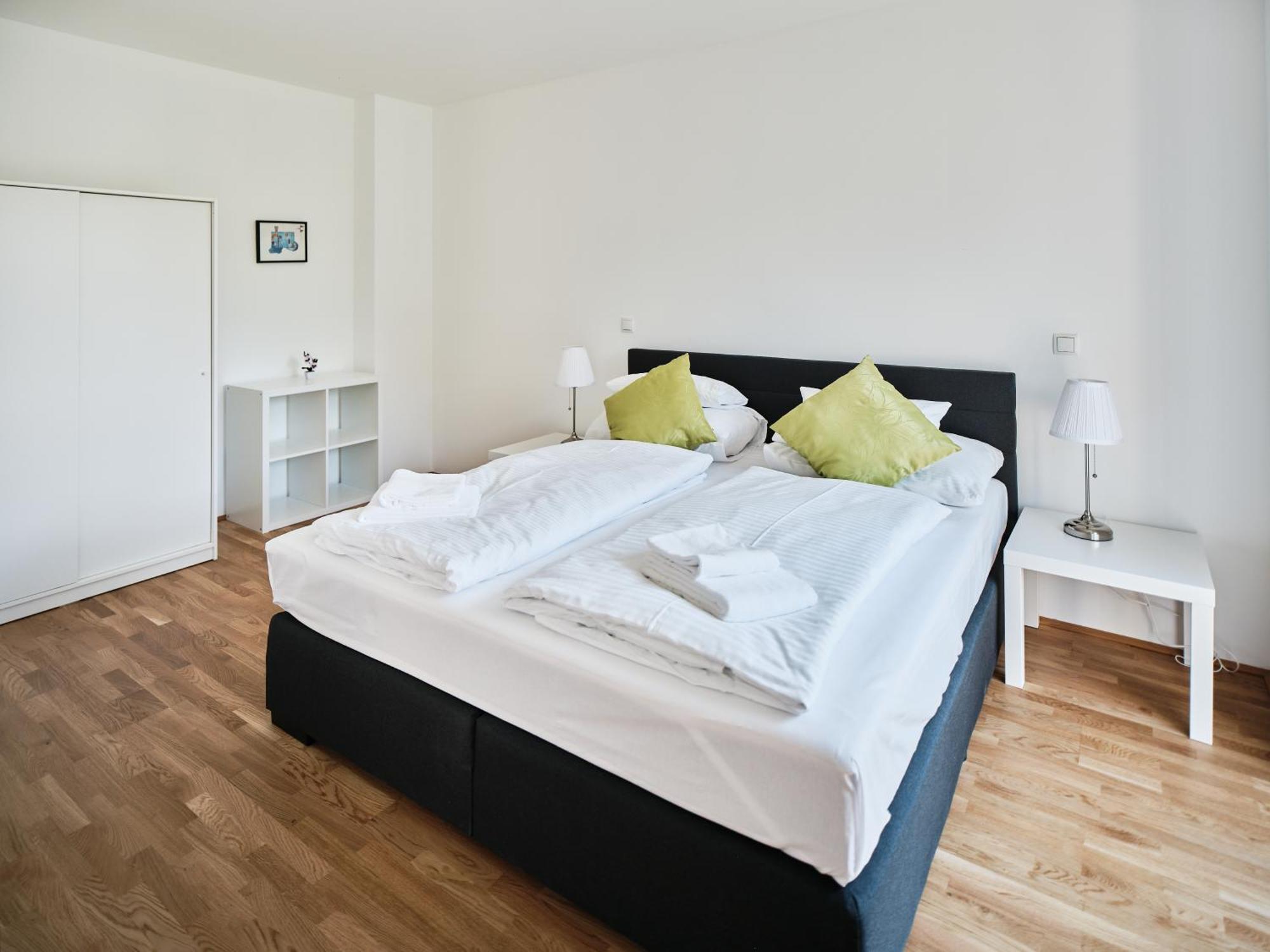 Next To Schoenbrunnpalace Close To Public Transport - Myschoenbrunn Apartments Виена Екстериор снимка